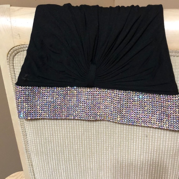 Glamorous glittering halter - Picture 4 of 4